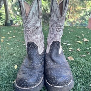 Ariat Two-Tone Western Cowboy Boots